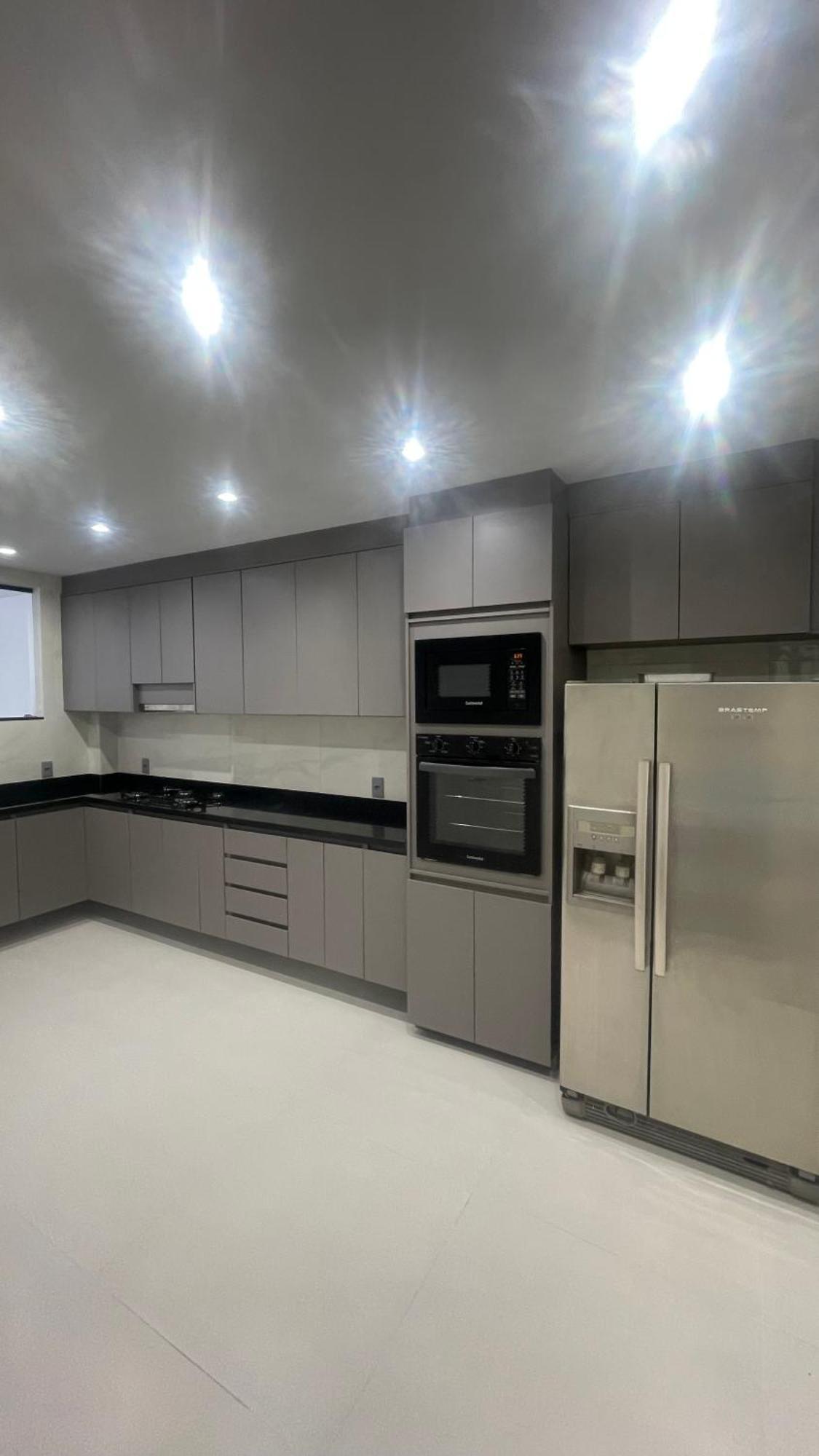 Casa Em Recreio Com Portaria